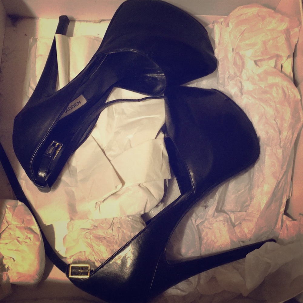 Steve Madden -Daakota Mary Jane heels